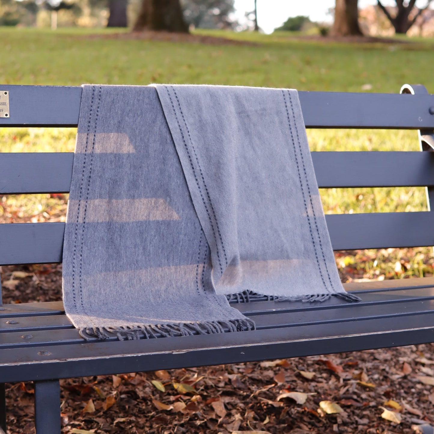100% Australian Merino Wool Scarf | Urban Minimal – Silent Grey